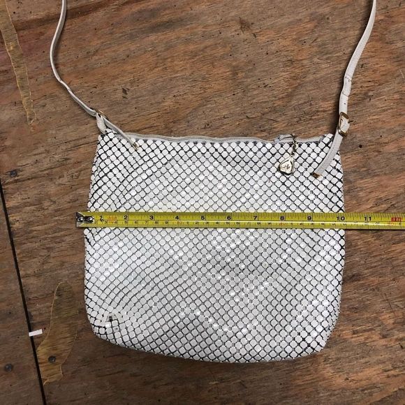 Whiting And Davis White Mesh Disco Evening Bag Crossbody Purse Leather Strap - Picture 6 of 7